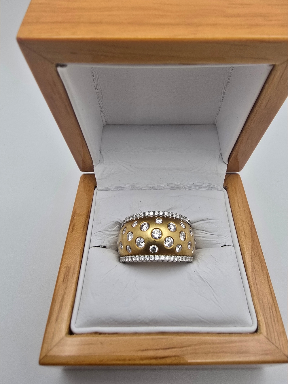 $13650 Rare Authentic Jack Kelege 18K White/Yellow Gold Diamond Ring Size 8